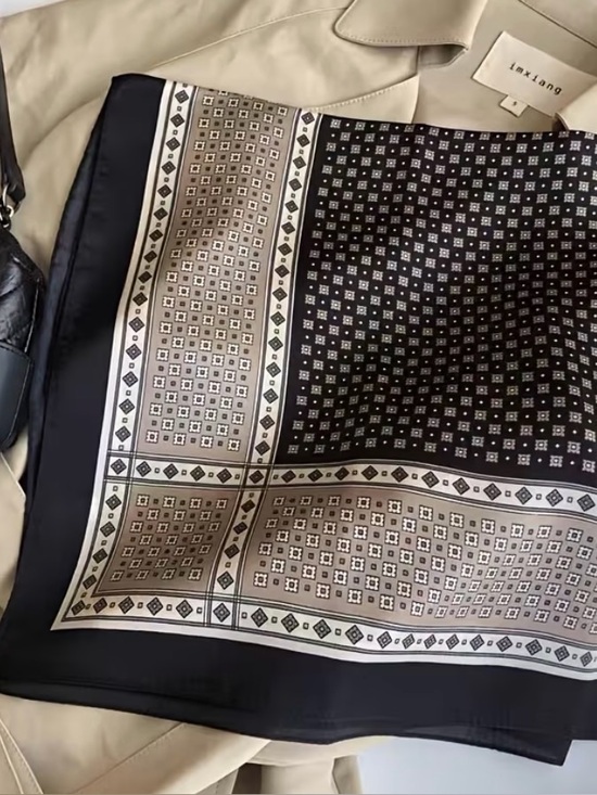 Accessories - Geometric Scarf in Black and Taupe